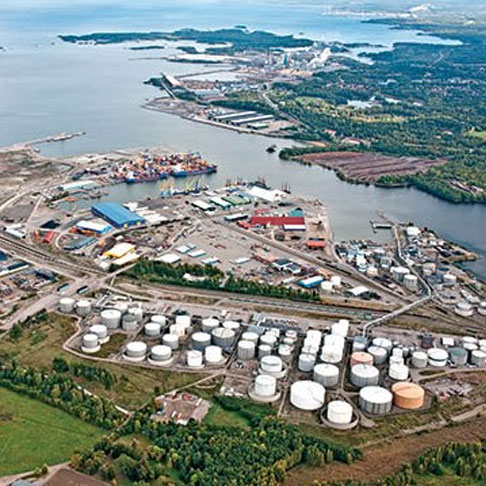 Le terminal à conteneurs du port de Gävle